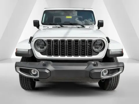 Photos of 2026 Jeep Gladiator Sport S for sale in Grayson, KY at Pure Country Automotive