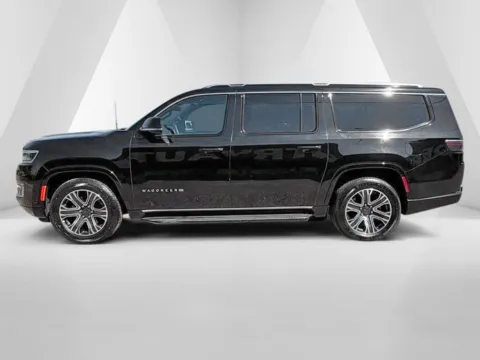 More photos of 2024 Jeep Wagoneer L Series II at Pure Country Automotive, KY