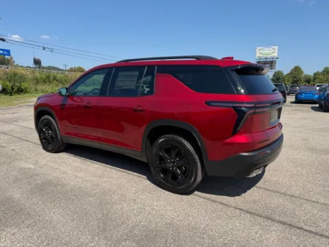 More photos of 2027 Chevrolet Traverse LT at Pure Country Automotive, KY