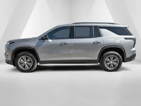 More photos of 2027 Chevrolet Traverse LT at Pure Country Automotive, KY