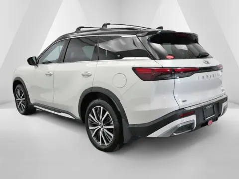 More photos of 2024 INFINITI QX60 Autograph at Pure Country Automotive, KY