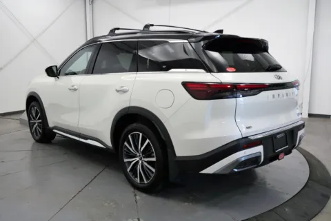 More photos of 2024 INFINITI QX60 Autograph at Pure Country Automotive, KY