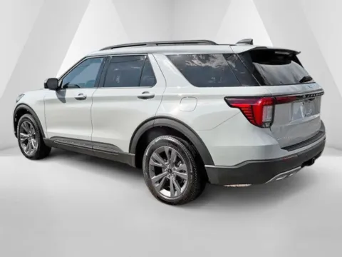 More photos of 2027 Ford Explorer Active at Pure Country Automotive, KY