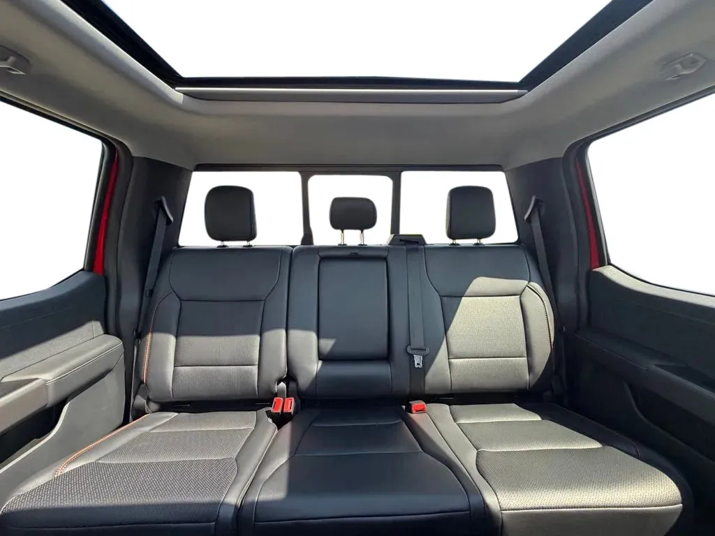 2027 Ford F-250 Super Duty Lariat - Photo 27