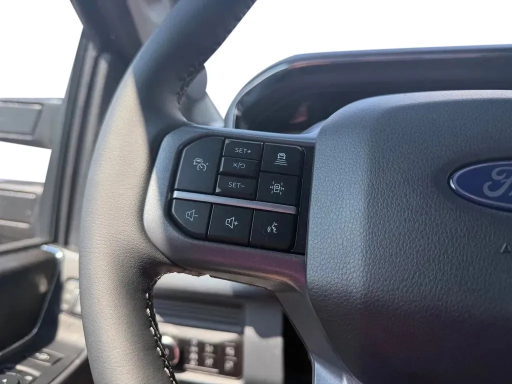2027 Ford F-250 Super Duty Lariat - Photo 16