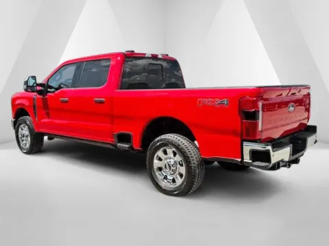 More photos of 2027 Ford F-250SD at Pure Country Automotive, KY