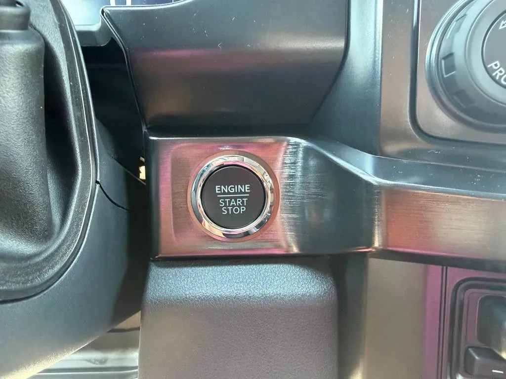 2027 Ford F-250 Super Duty Lariat - Photo 19