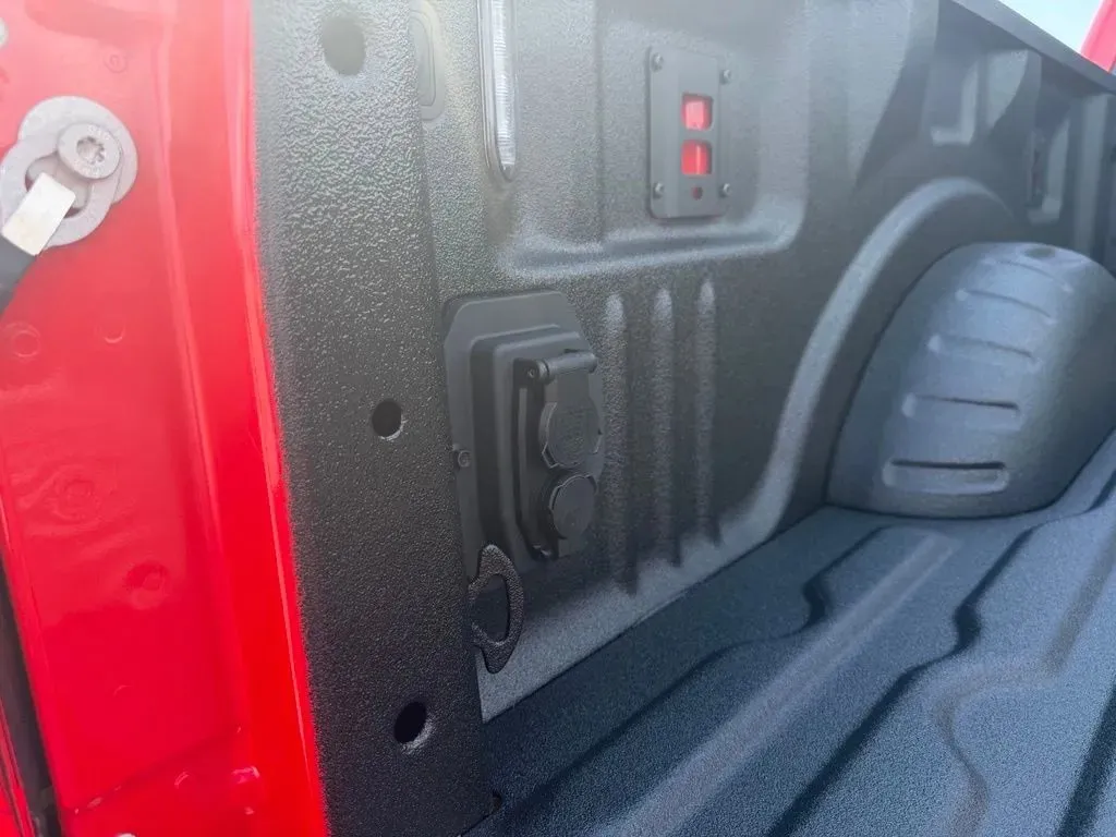 2027 Ford F-250 Super Duty Lariat - Photo 32