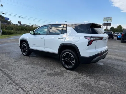 More photos of 2027 Chevrolet Equinox LT at Pure Country Automotive, KY
