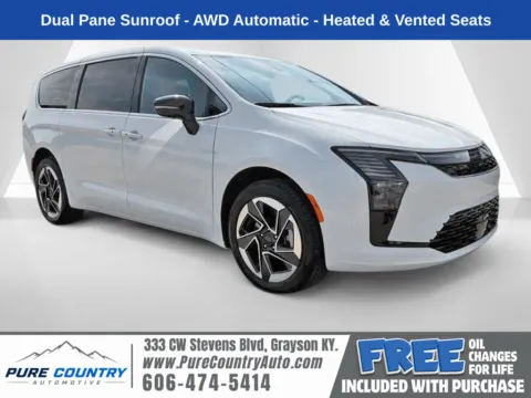White 2027 Chrysler Pacifica Limited for sale in Grayson, KY