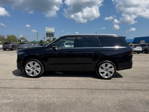 More photos of 2025 Lincoln Navigator Black Label at Pure Country Automotive, KY