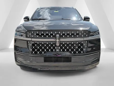 Photos of 2025 Lincoln Navigator Black Label for sale in Grayson, KY at Pure Country Automotive