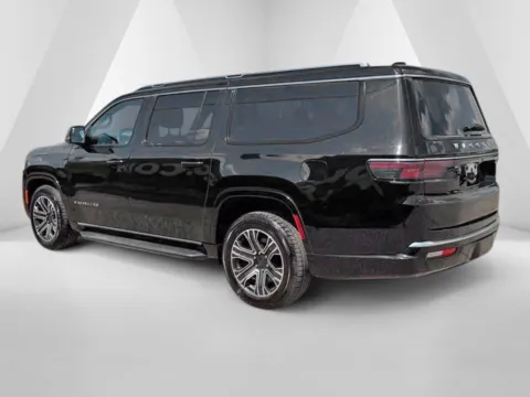 More photos of 2024 Jeep Wagoneer L Series II at Pure Country Automotive, KY