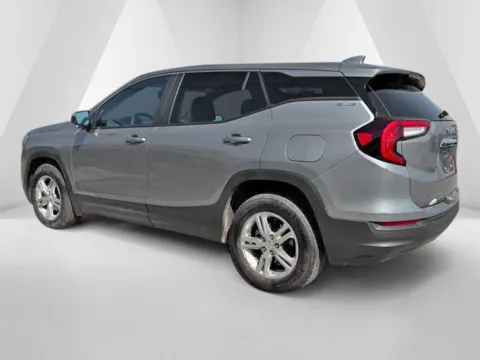 More photos of 2024 GMC Terrain SLE at Pure Country Automotive, KY