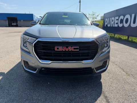 Photos of 2024 GMC Terrain SLE for sale in Grayson, KY at Pure Country Automotive