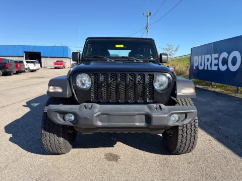 Photos of 2021 Jeep Gladiator Sport for sale in Grayson, KY at Pure Country Automotive
