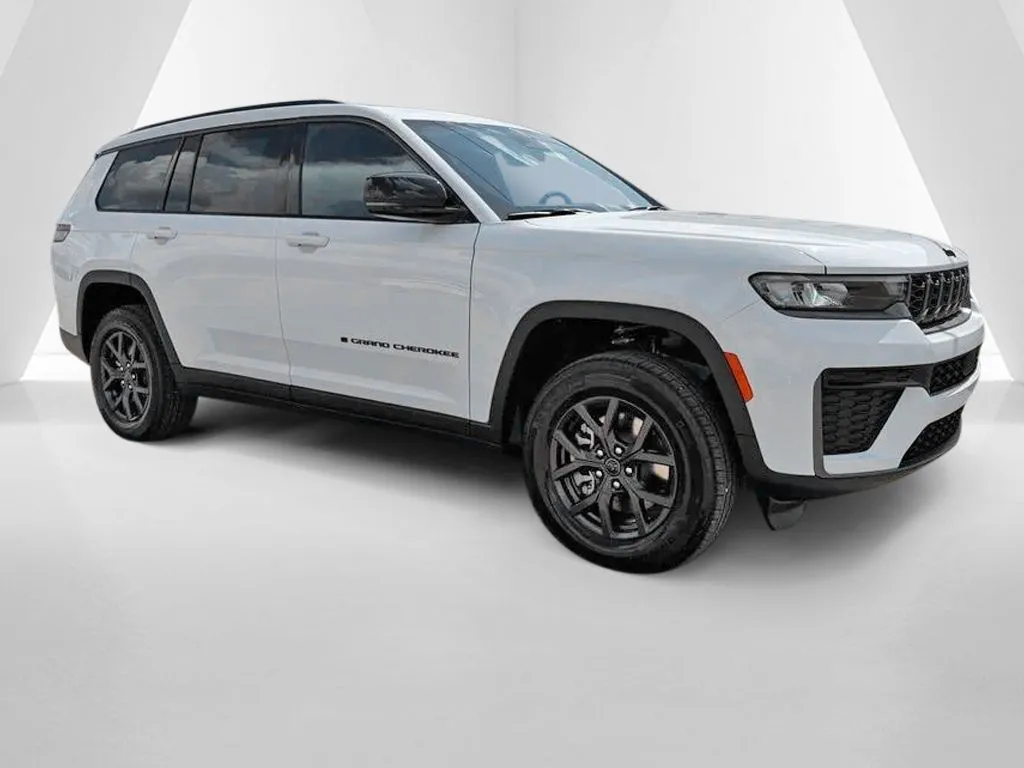 White 2027 Jeep Grand Cherokee L Laredo Altitude for sale in Grayson, KY