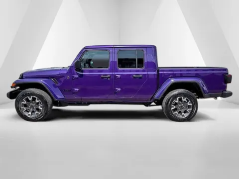 More photos of 2026 Jeep Gladiator Sahara at Pure Country Automotive, KY