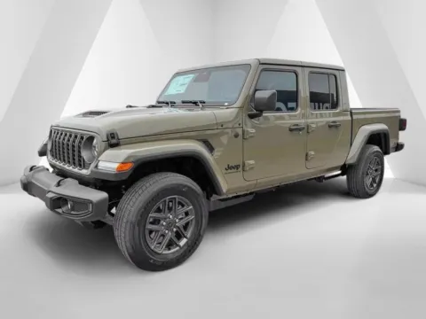Another view of 2026 Jeep Gladiator Sport S for sale in Grayson, KY at Pure Country Automotive