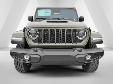 Photos of 2026 Jeep Gladiator Sport S for sale in Grayson, KY at Pure Country Automotive
