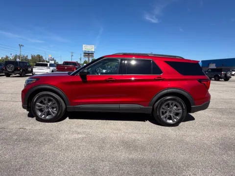 More photos of 2027 Ford Explorer Active at Pure Country Automotive, KY