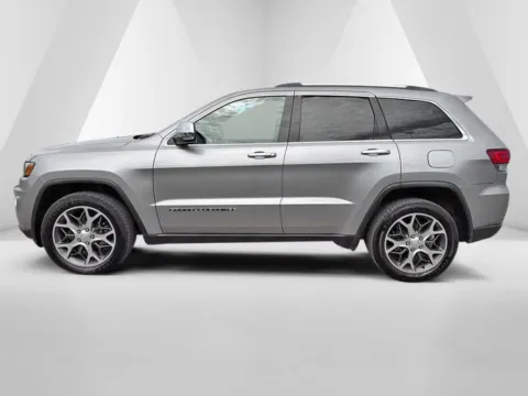 More photos of 2021 Jeep Grand Cherokee Limited at Pure Country Automotive, KY