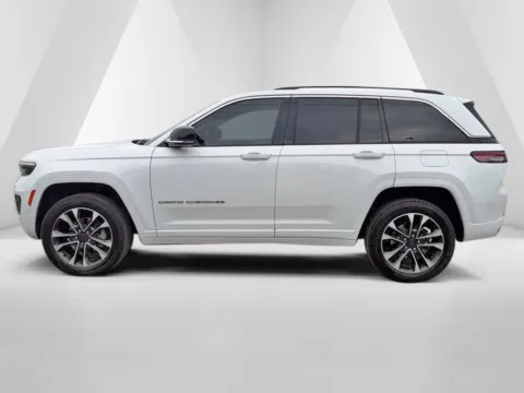 More photos of 2023 Jeep Grand Cherokee Overland at Pure Country Automotive, KY