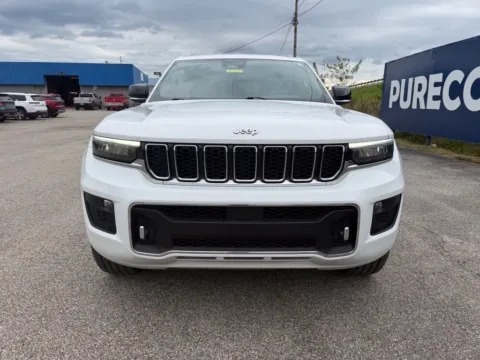 Photos of 2023 Jeep Grand Cherokee Overland for sale in Grayson, KY at Pure Country Automotive