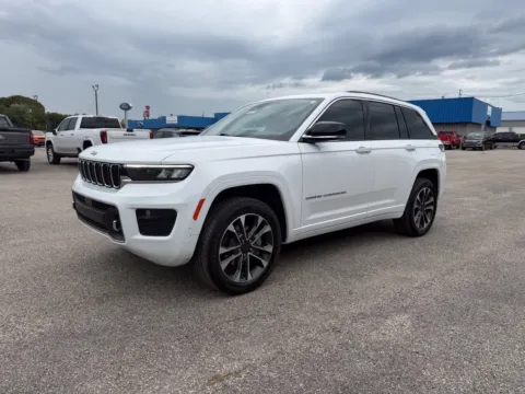 Another view of 2023 Jeep Grand Cherokee Overland for sale in Grayson, KY at Pure Country Automotive
