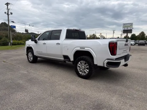 More photos of 2022 GMC Sierra 2500 HD Denali at Pure Country Automotive, KY