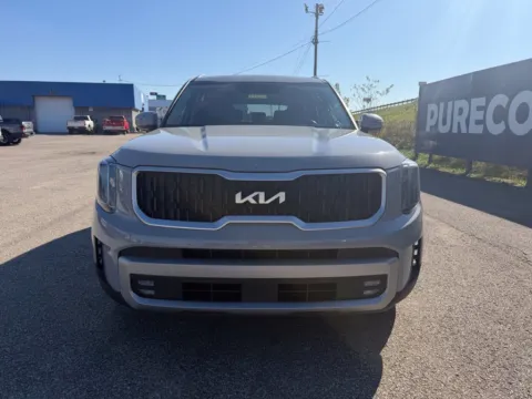 Photos of 2023 Kia Telluride EX for sale in Grayson, KY at Pure Country Automotive
