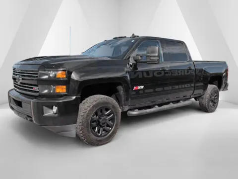 Another view of 2018 Chevrolet Silverado 2500 HD LTZ for sale in Grayson, KY at Pure Country Automotive