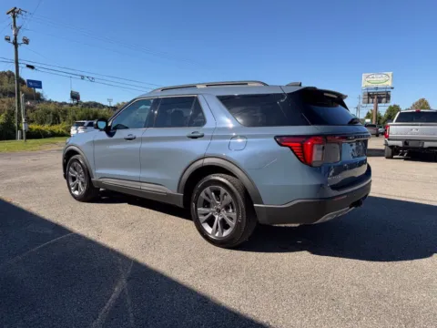 More photos of 2027 Ford Explorer Active at Pure Country Automotive, KY