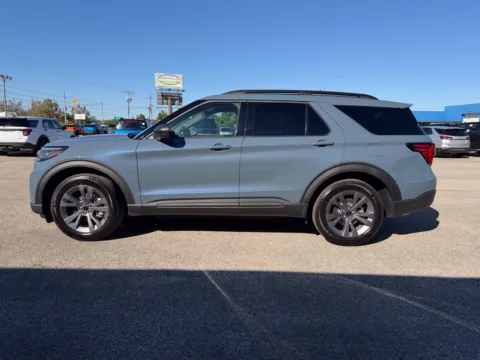 More photos of 2027 Ford Explorer Active at Pure Country Automotive, KY