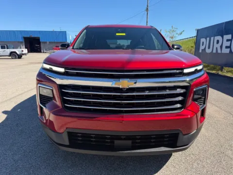 Photos of 2027 Chevrolet Traverse LT for sale in Grayson, KY at Pure Country Automotive