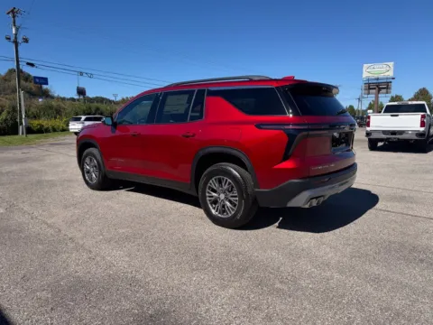 More photos of 2027 Chevrolet Traverse LT at Pure Country Automotive, KY