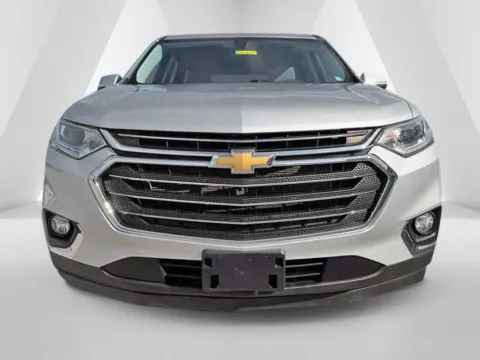 Photos of 2021 Chevrolet Traverse LT for sale in Grayson, KY at Pure Country Automotive