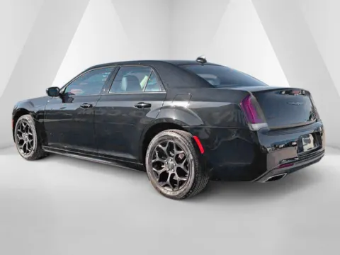 More photos of 2023 Chrysler 300 Touring at Pure Country Automotive, KY