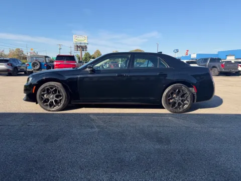 More photos of 2023 Chrysler 300 Touring at Pure Country Automotive, KY