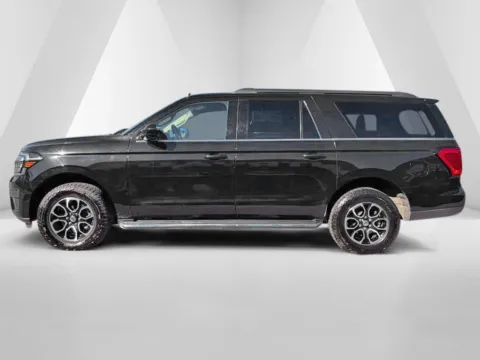 More photos of 2023 Ford Expedition Max XLT at Pure Country Automotive, KY
