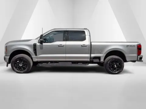 More photos of 2027 Ford F-250SD Lariat at Pure Country Automotive, KY