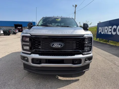 Photos of 2027 Ford F-250SD Lariat for sale in Grayson, KY at Pure Country Automotive