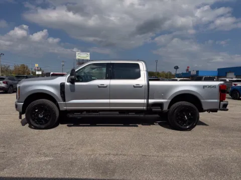 More photos of 2027 Ford F-250SD Lariat at Pure Country Automotive, KY