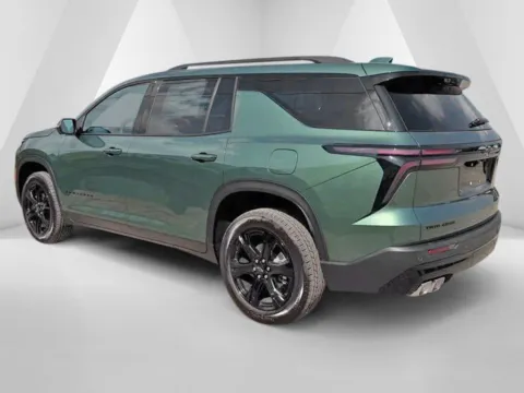 More photos of 2027 Chevrolet Traverse LT at Pure Country Automotive, KY