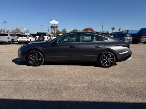 More photos of 2025 Hyundai Sonata SEL at Pure Country Automotive, KY
