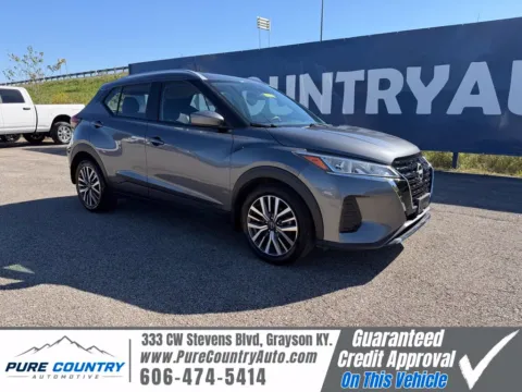 Gray 2023 Nissan Kicks SV for sale in Grayson, KY