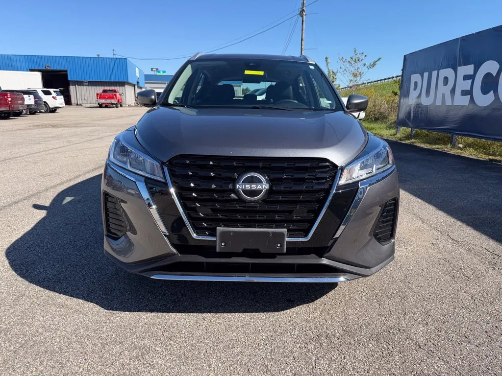 Used 2023 Nissan Kicks SV with VIN 3N1CP5CV9PL574769 for sale in Gallipolis, OH