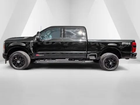More photos of 2027 Ford F-350SD Lariat at Pure Country Automotive, KY