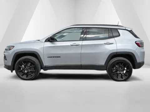 More photos of 2026 Jeep Compass Latitude at Pure Country Automotive, KY
