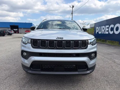 Photos of 2026 Jeep Compass Latitude for sale in Grayson, KY at Pure Country Automotive
